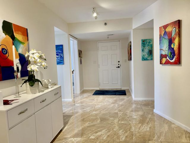 7568 Regency Lake Drive #602, Boca Raton
