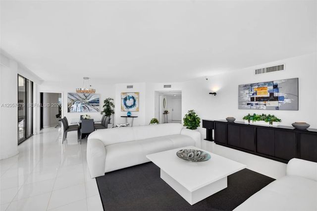 5 of 62 - 3000 Island Boulevard #2506, Aventura, FL