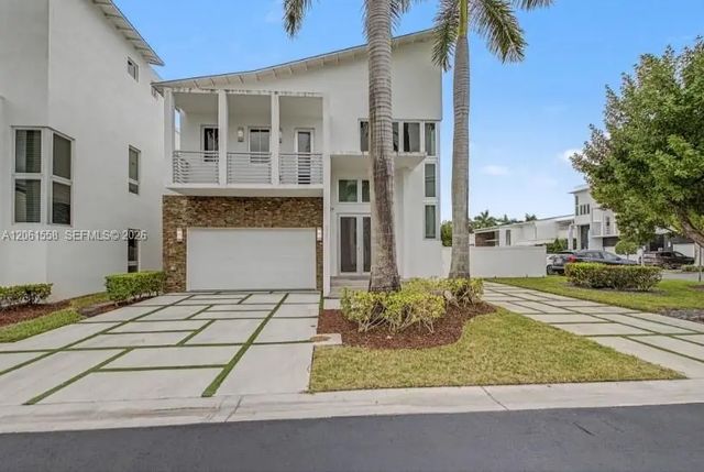 2 of 30 - 3341 Nw 84th Court, Doral, FL