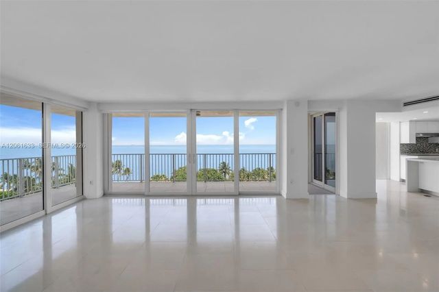 5 of 54 - 881 Ocean Drive #7h, Key Biscayne, FL