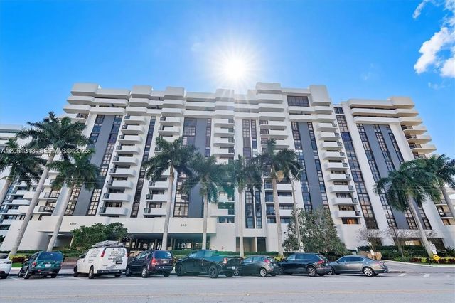 2 of 49 - 600 Biltmore Way #1014, Coral Gables, FL