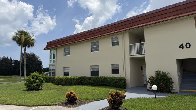 40 Woodland Drive #105, Vero Beach