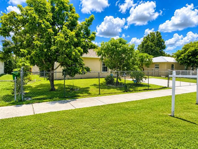 3 of 34 - 8874 Eldorado Drive, Pahokee, FL