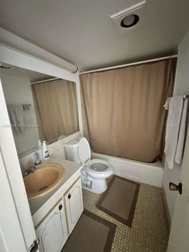4 of 11 - 568 N Mansfield N #568, Boca Raton, FL