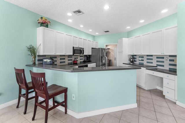 2129 Reston Circle, Royal Palm Beach