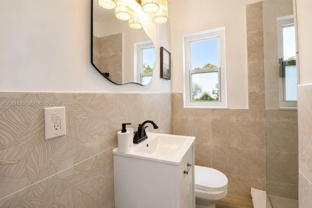 2 of 26 - 1440 Sw 4th Street, Miami, FL
