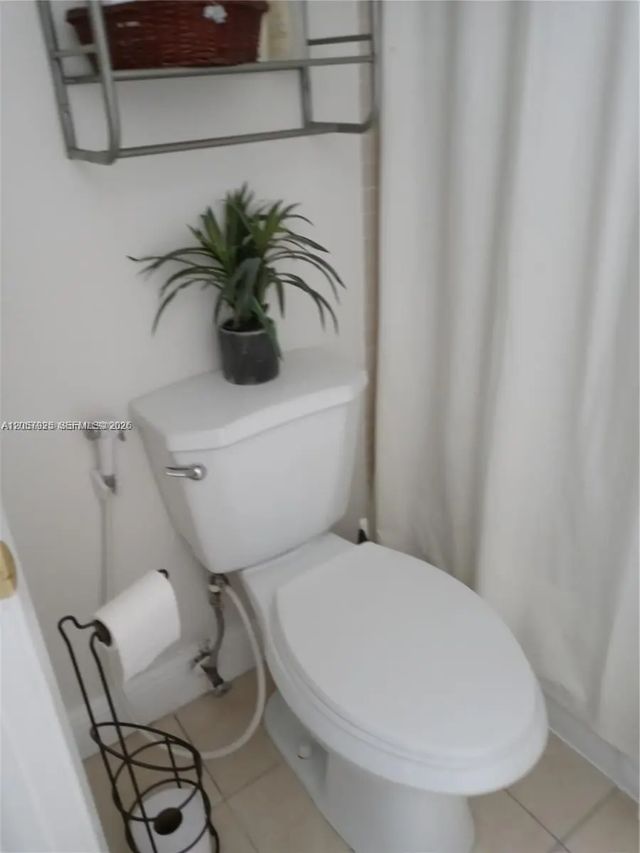 5 of 8 - 10253 Nw 9th St Circle #102-6, Miami, FL