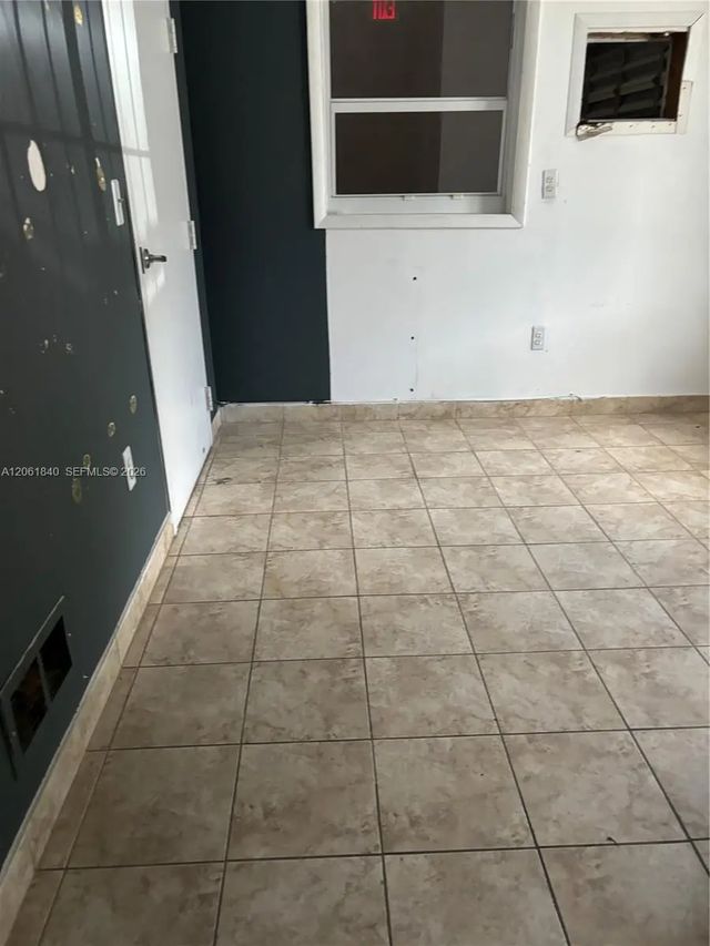 2 of 3 - 10780 Nw 138th Street #c-5, Hialeah Gardens, FL