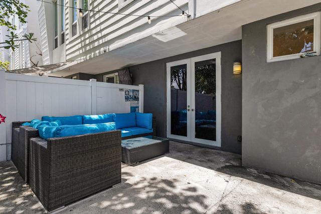 5 of 70 - 711 Se 16th Court, Fort Lauderdale, FL