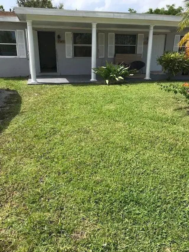 4383 Se Field Street, Stuart