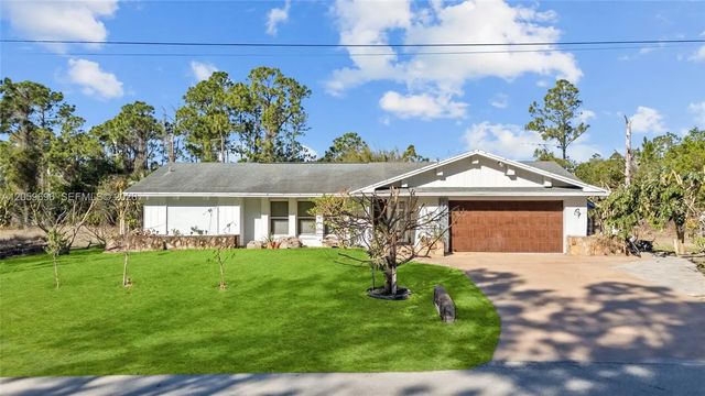 730 Bering Avenue S, Lehigh Acres