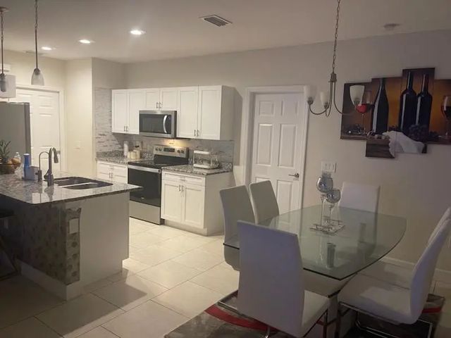 4 of 6 - 4111 20th Street Sw, Lehigh Acres, FL
