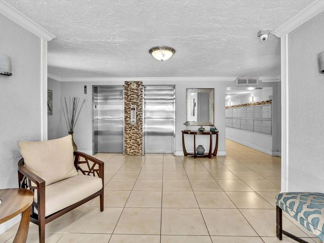 4 of 51 - 605 Oaks Drive #810, Pompano Beach, FL