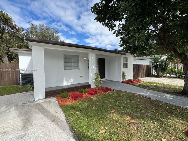 2381 Nw 153rd Street, Miami Gardens