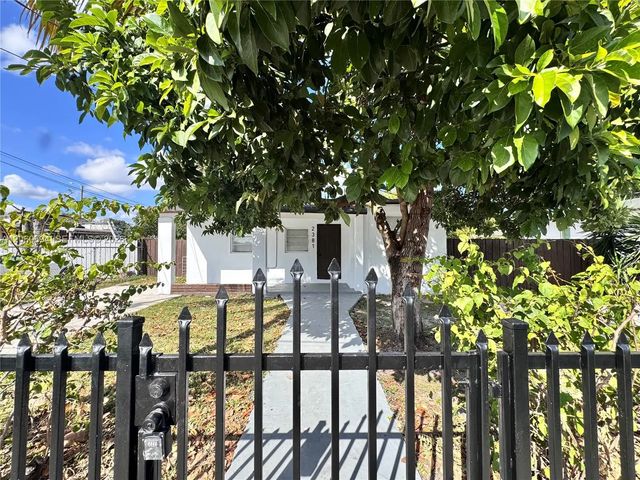3 of 11 - 2381 Nw 153rd Street, Miami Gardens, FL