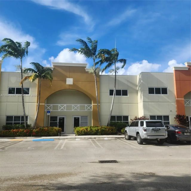 11231 Nw 20th Street #127, Sweetwater