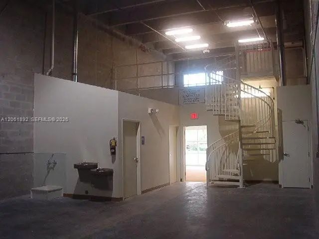 5 of 7 - 11231 Nw 20th Street #127, Sweetwater, FL