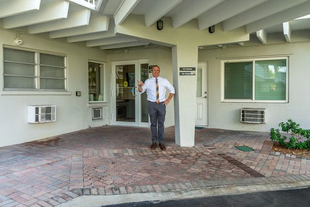 4 of 37 - 3500 S Ocean Boulevard #405, South Palm Beach, FL