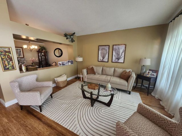 5 of 33 - 10246 Sw 16th Court, Pembroke Pines, FL