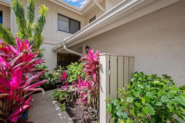 2 of 50 - 17138 Waterbend Drive #117, Jupiter, FL