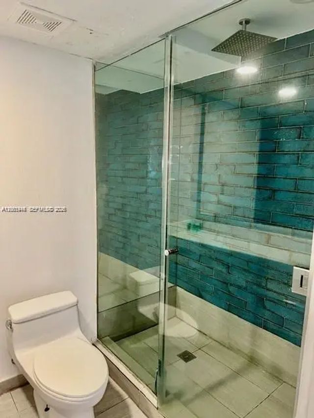 4 of 9 - 1100 West Avenue #822, Miami Beach, FL