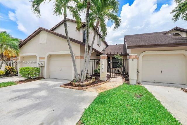 2 of 37 - 10191 Sw 137th Place, Miami, FL