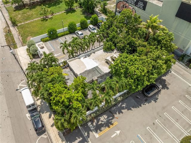2 of 9 - 272 Nw 37th Street, Miami, FL