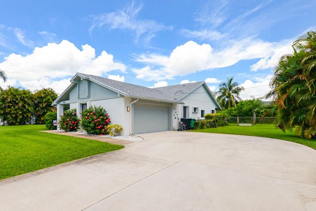 1872 Se Elrose Street, Port St. Lucie