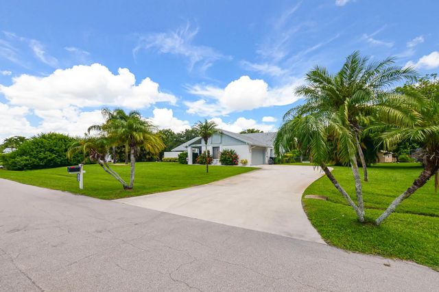 4 of 49 - 1872 Se Elrose Street, Port St. Lucie, FL