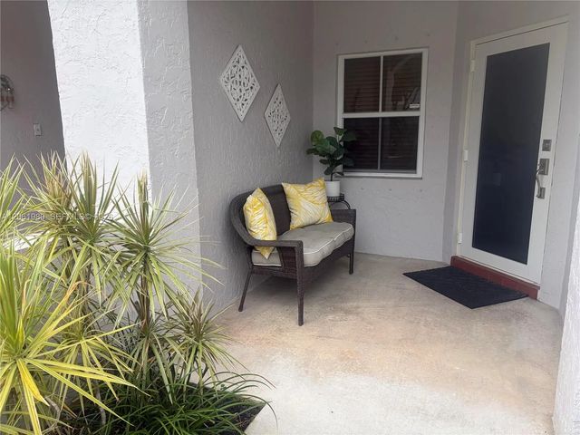 4 of 29 - 16836 Sw 1st Place, Pembroke Pines, FL