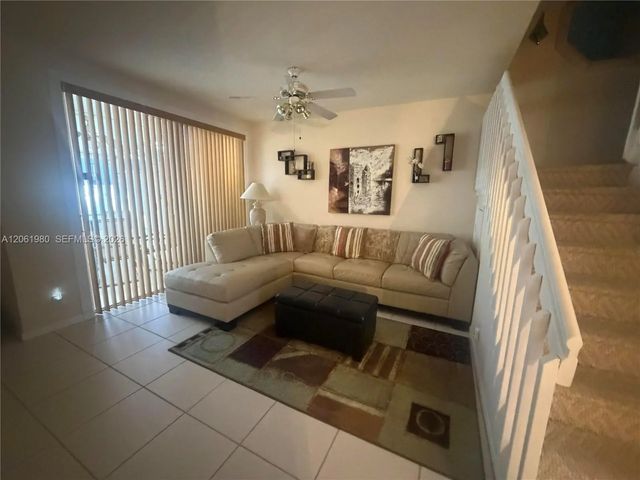 5 of 29 - 16836 Sw 1st Place, Pembroke Pines, FL