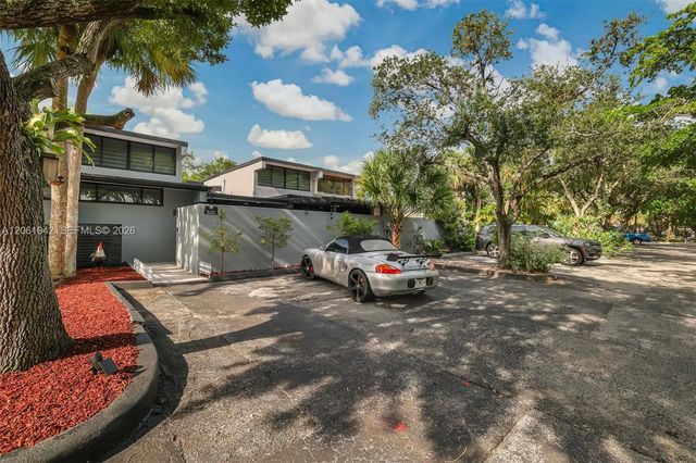 4 of 59 - 6402 Windmill Gate Road, Miami Lakes, FL