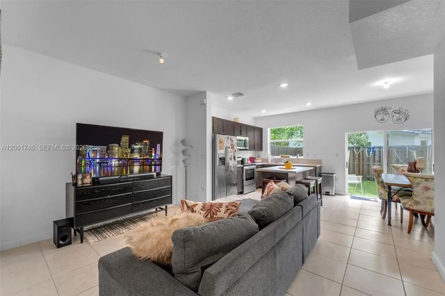 2 of 26 - 2660 Se 15th Street, Homestead, FL