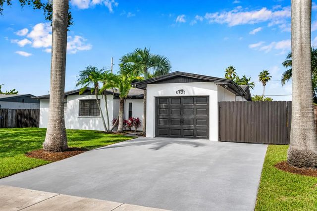8721 Sw 200th Terrace, Cutler Bay