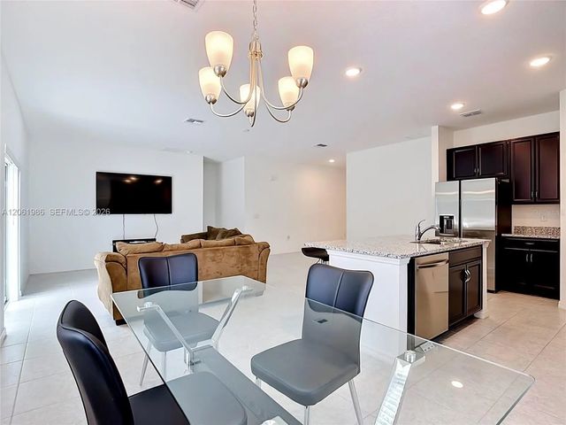5 of 27 - 1414 Orlando Court, Poinciana, FL