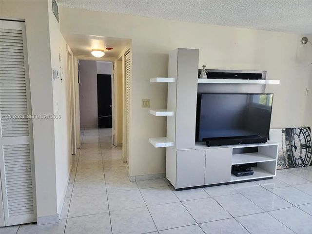 4 of 8 - 250 180th Drive #301, Sunny Isles Beach, FL
