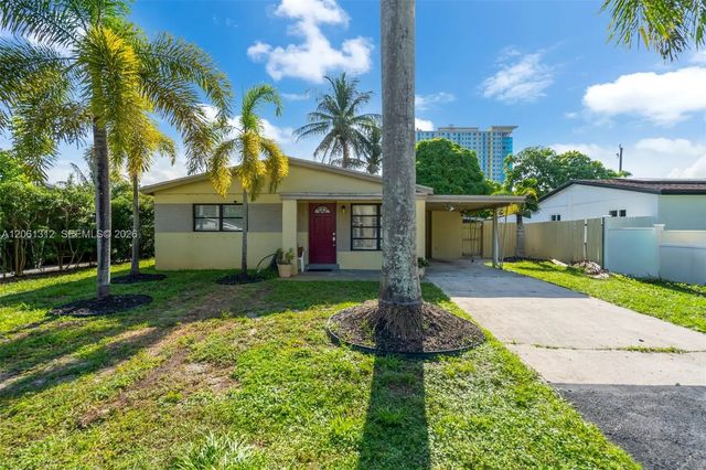 3 of 30 - 4873 Sw 44th Terrace, Dania Beach, FL