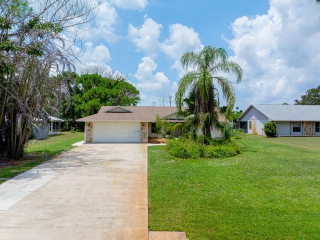 2 of 36 - 5803 Deer Run Drive, Fort Pierce, FL