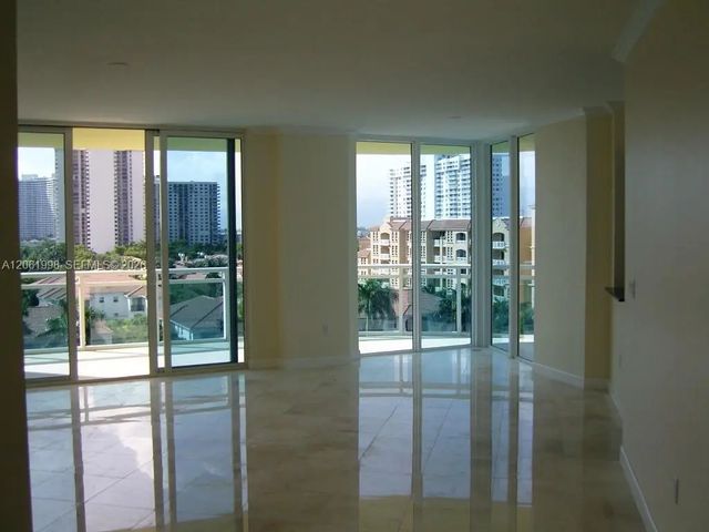 3 of 13 - 3000 Ne 188th Street #603, Aventura, FL