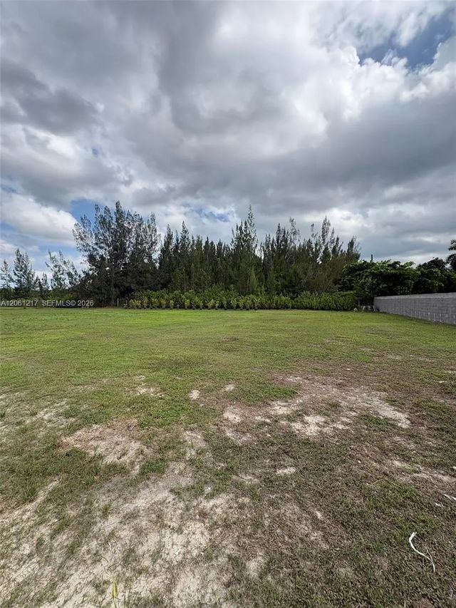 3 of 21 - 12495 Sw 199 Avenue, Miami, FL