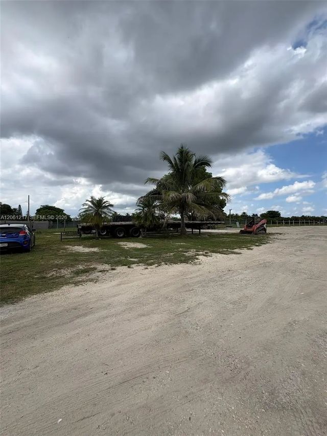 4 of 21 - 12495 Sw 199 Avenue, Miami, FL