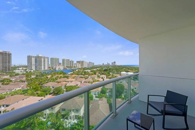 2 of 15 - 19370 Collins Avenue #1122, Sunny Isles Beach, FL