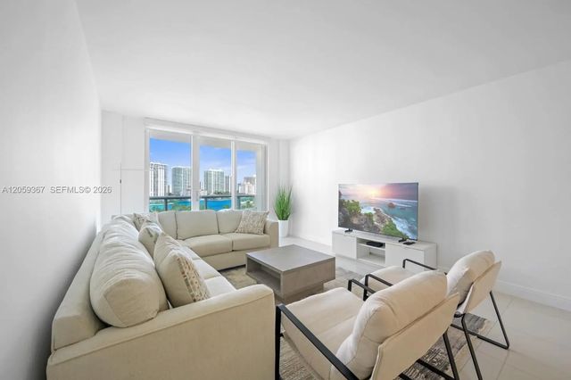 4 of 15 - 19370 Collins Avenue #1122, Sunny Isles Beach, FL