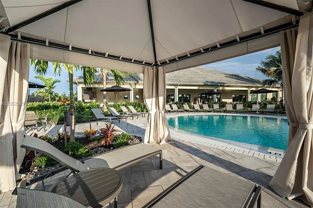 4 of 18 - 15756 Modena Street, Naples, FL