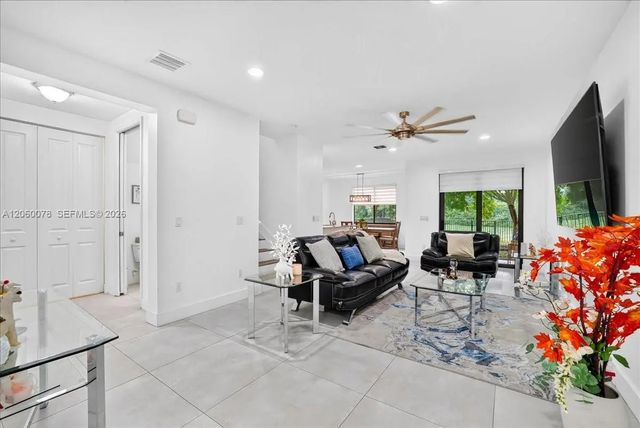 3 of 40 - 425 Nw 33rd Lane, Pompano Beach, FL