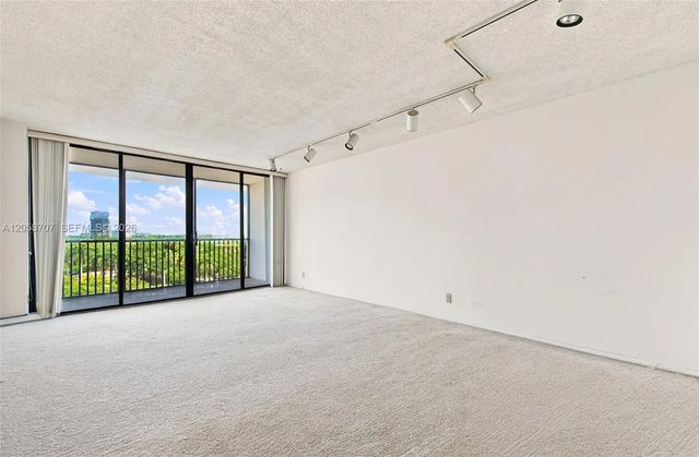 5 of 53 - 3401 N Country Club Drive #804, Aventura, FL