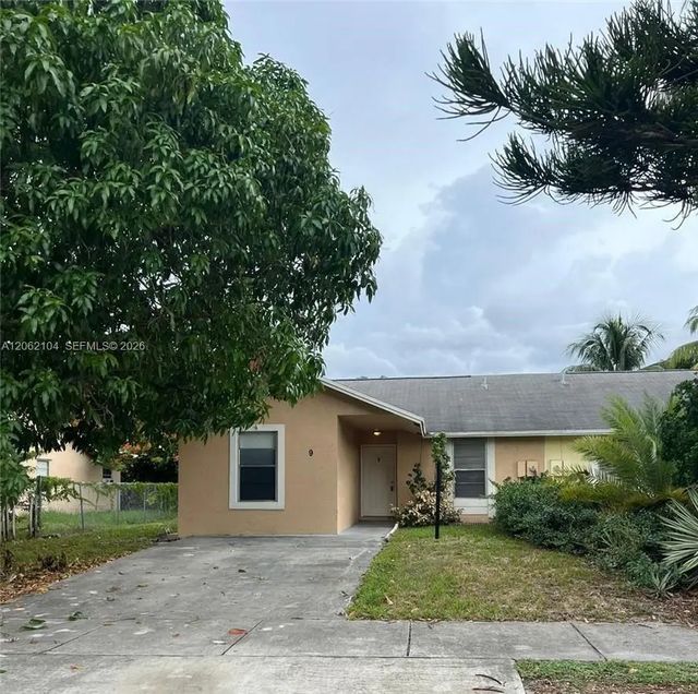 9 Ne 44th Street, Deerfield Beach