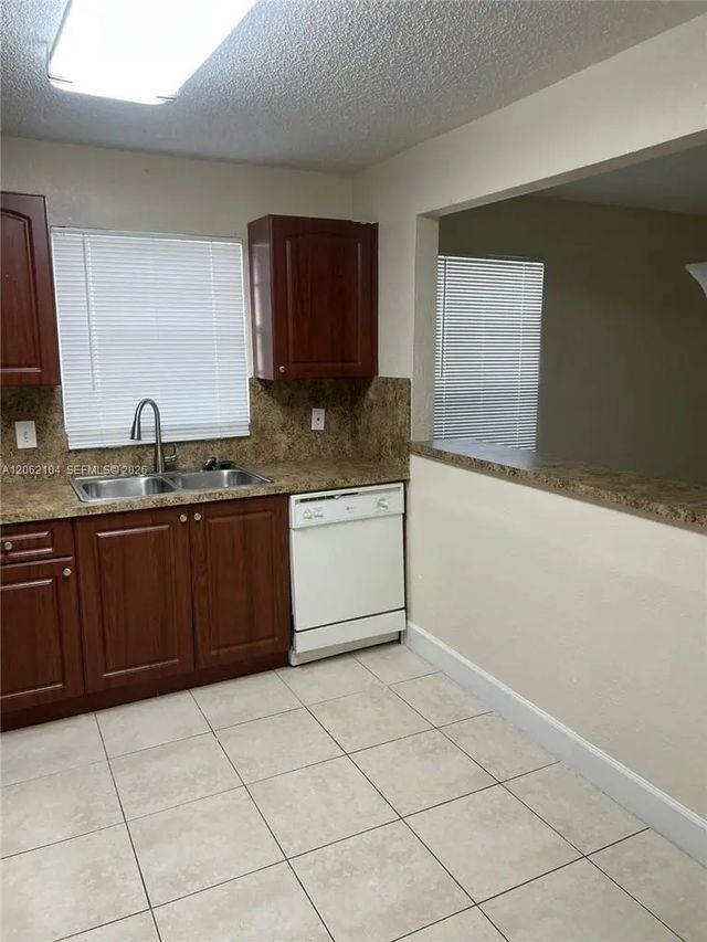 3 of 17 - 9 Ne 44th Street, Deerfield Beach, FL