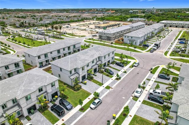 4 of 60 - 716 Se 14th Street, Homestead, FL