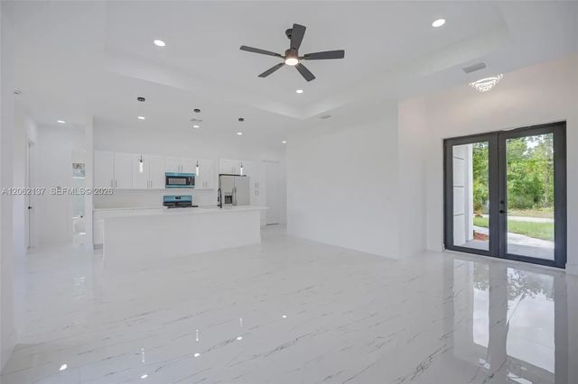3 of 24 - 466 Laconic Avenue, Lehigh Acres, FL